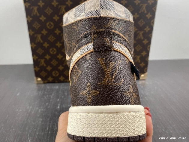 Cheap LUCY 1 Jordan OFF-WHITE Air LV x 0709